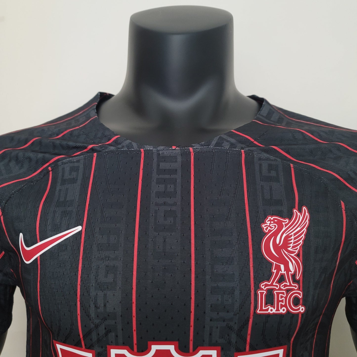 LIVERPOOL III 23/24 (VERSIÓN JUGADOR)