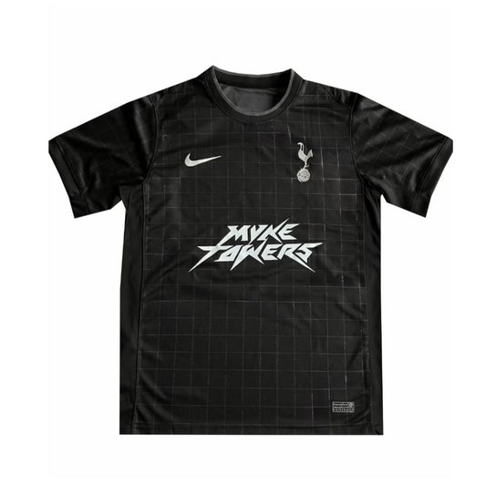 Camiseta Tottenham x Myke Towers