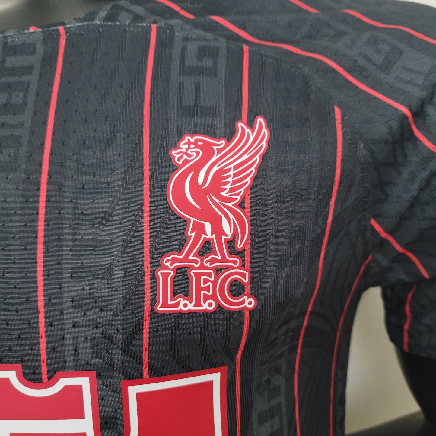 LIVERPOOL III 23/24 (VERSIÓN JUGADOR)